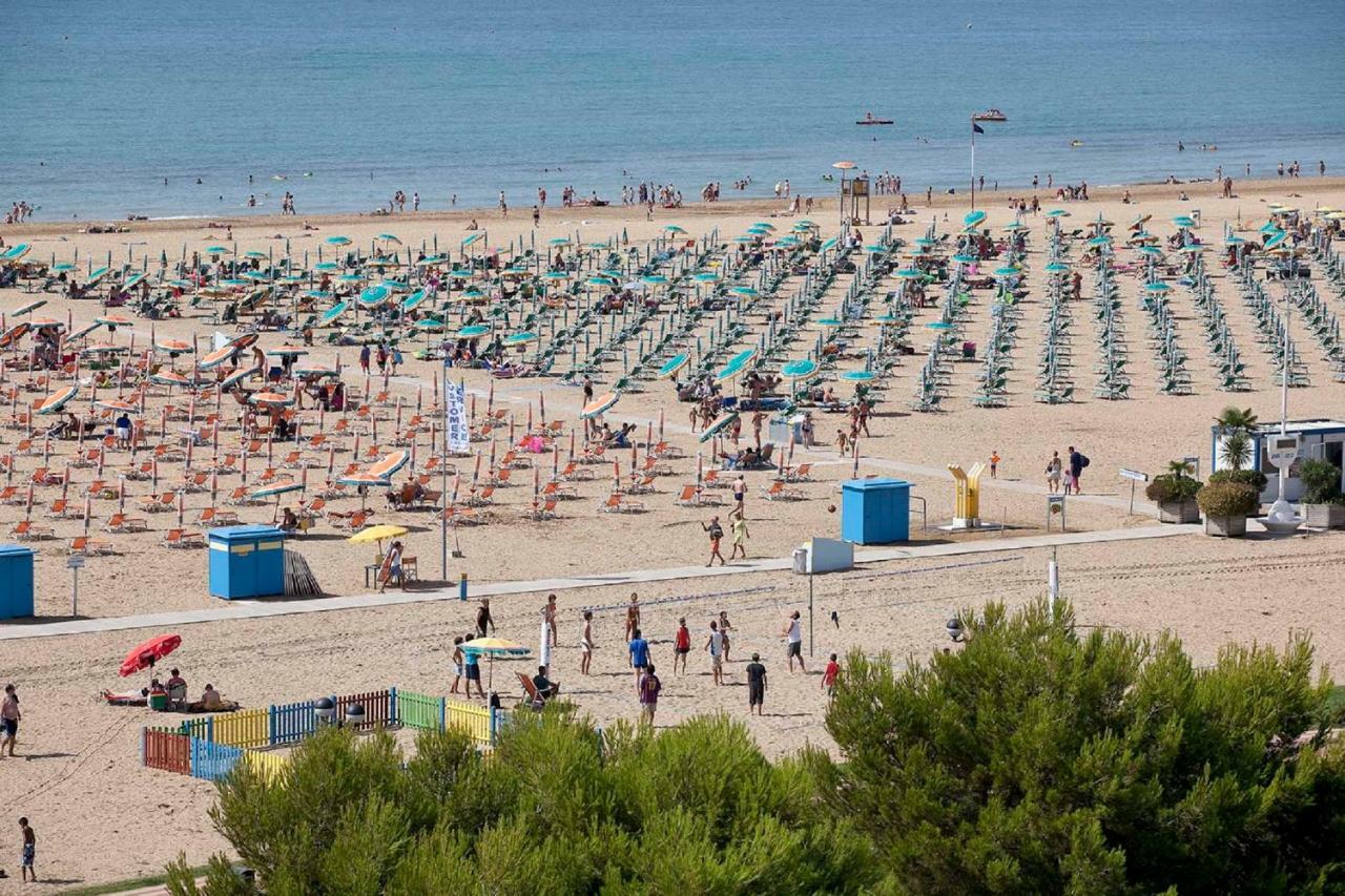 Storione - Appartamenti Bibione Exterior foto